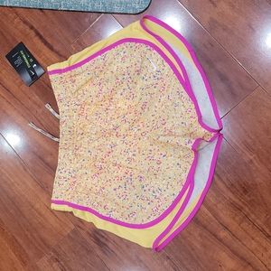 NWT Nike tempo shorts